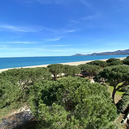 Renove Face Avec Terrasse Geante Et Parking - Fr-1-837-25 Appartement *