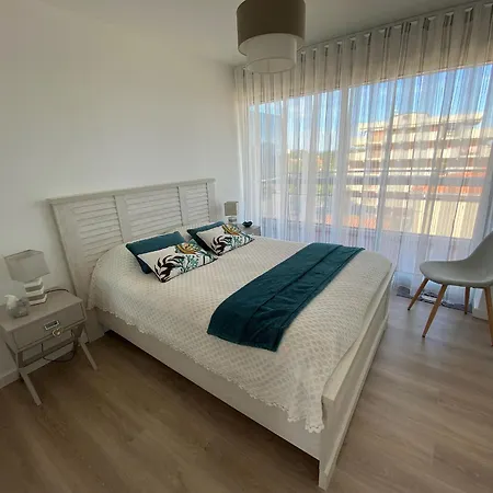 Renove Face Avec Terrasse Geante Et Parking - Fr-1-837-25 * Argelès-sur-Mer